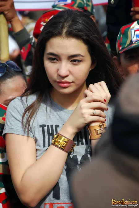 Foto Manohara Odelia Pinot