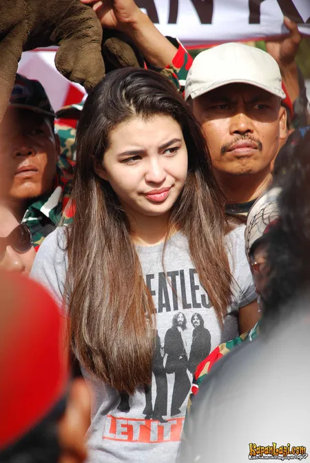 Foto Manohara Odelia Pinot
