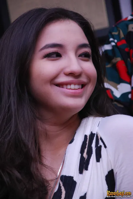 Foto Manohara Odelia Pinot