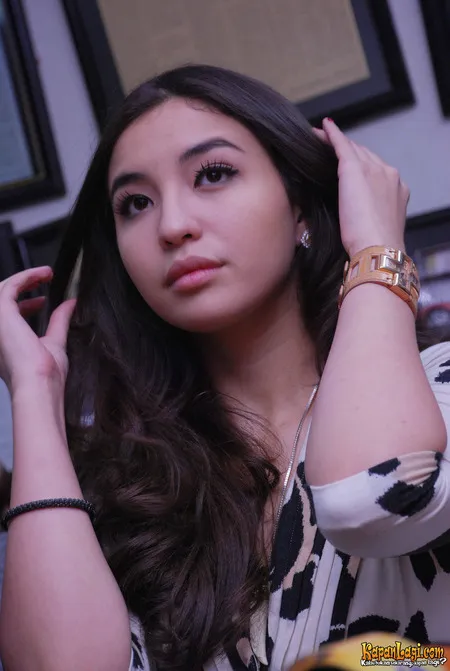 Foto Manohara Odelia Pinot