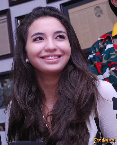 Foto Manohara Odelia Pinot