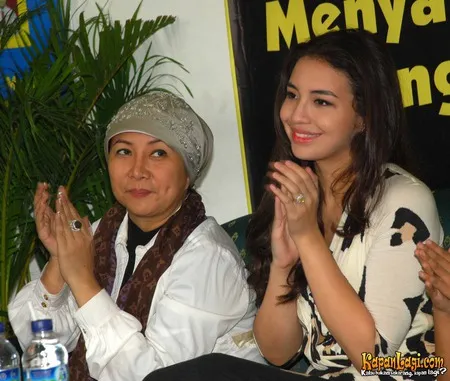 Foto Manohara Odelia Pinot