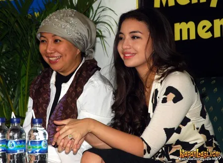 Foto Manohara Odelia Pinot