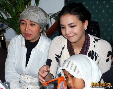 Foto Manohara Odelia Pinot