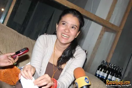 Foto Marcella Zalianty