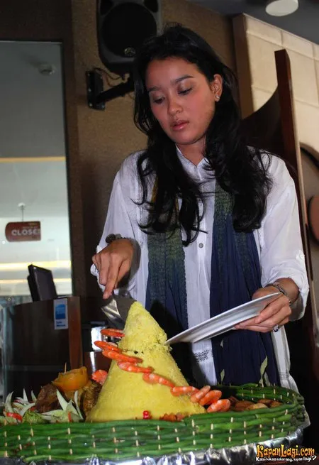 Foto Marcella Zalianty