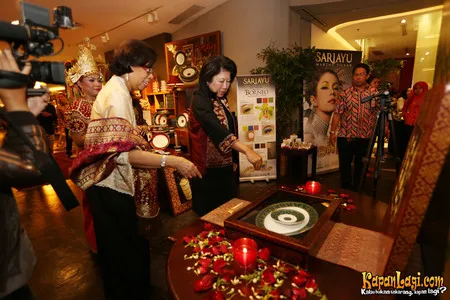 Foto Mari Elka Pangestu