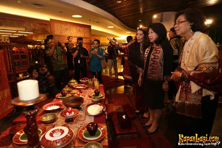 Foto Mari Elka Pangestu