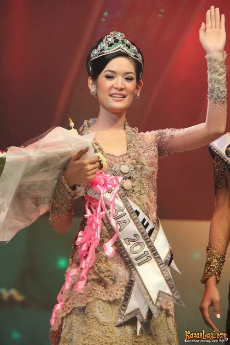 Foto Maria Selena. Nomor Foto: 156