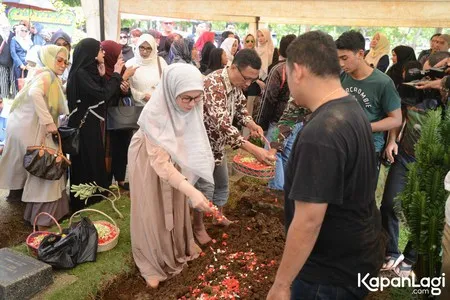 Foto Marini Zumarnis