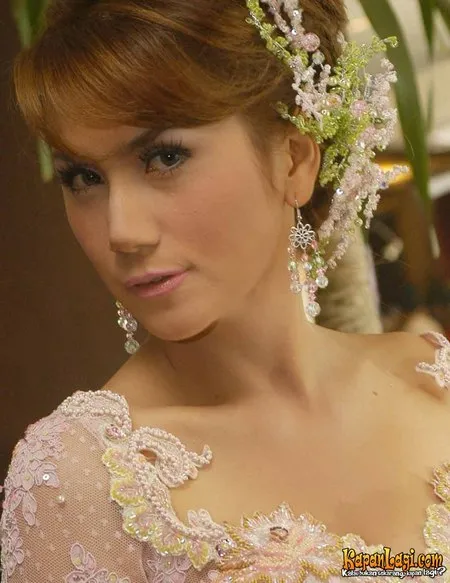 Foto Marini Zumarnis