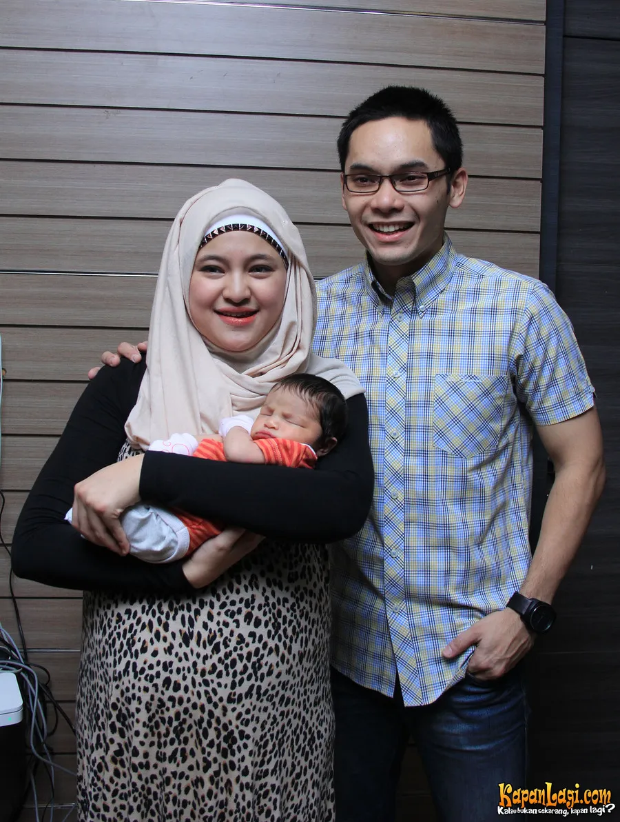 Marshanda bersama keluarga