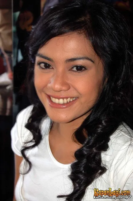 Foto Masayu Anastasia