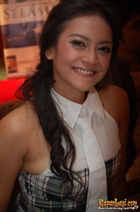 Foto Masayu Anastasia