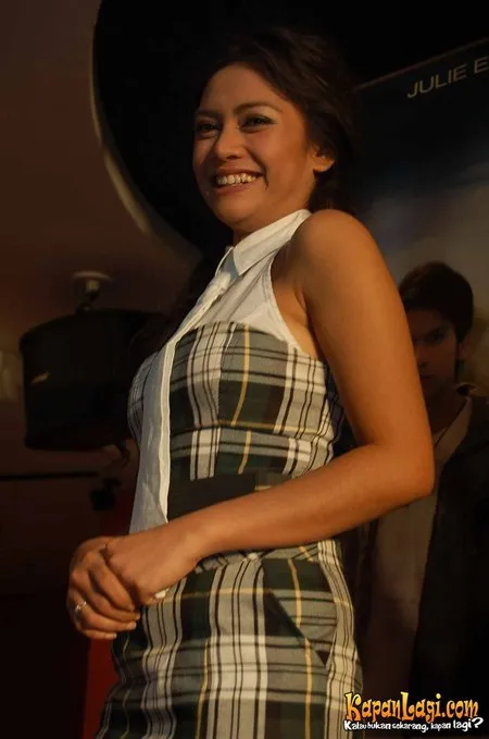 Foto Masayu Anastasia