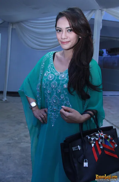 Foto Masayu Anastasia