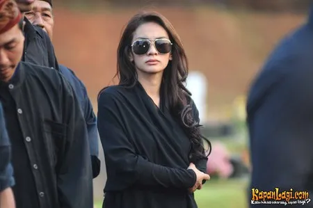 Foto Masayu Anastasia