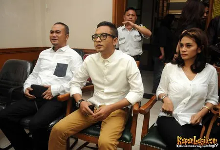 Foto Masayu Anastasia