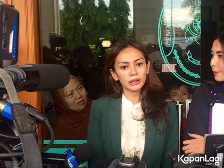 Foto Masayu Anastasia