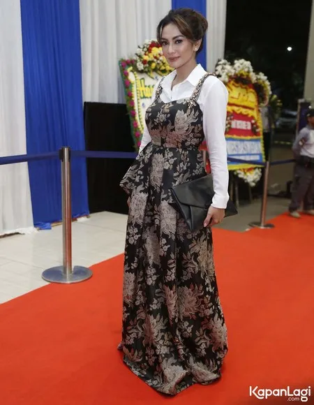 Foto Masayu Anastasia