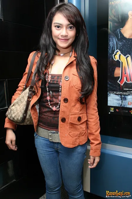 Foto Masayu Anastasia