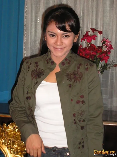 Foto Masayu Anastasia