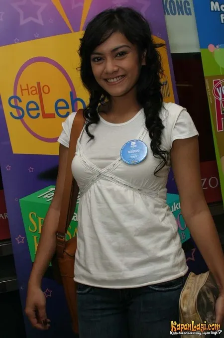 Foto Masayu Anastasia