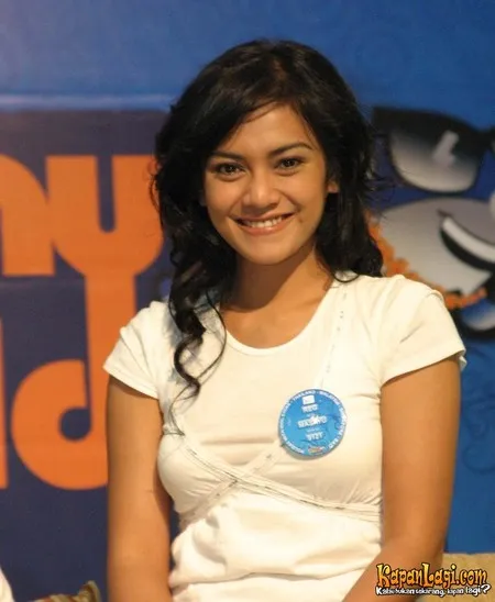 Foto Masayu Anastasia