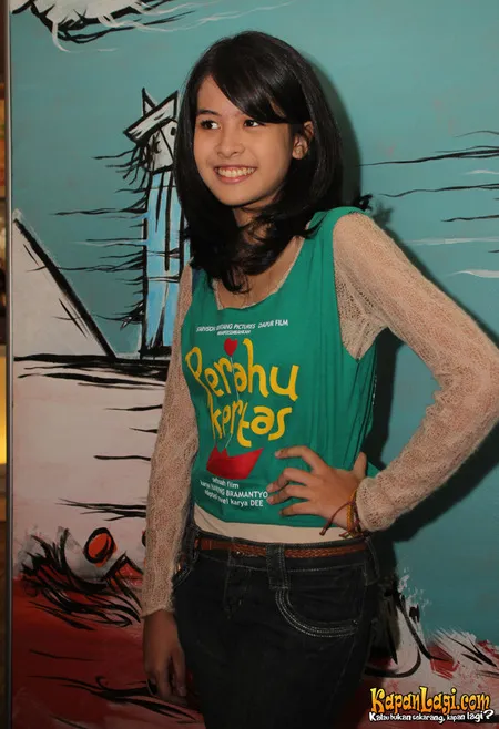 Foto Maudy Ayunda