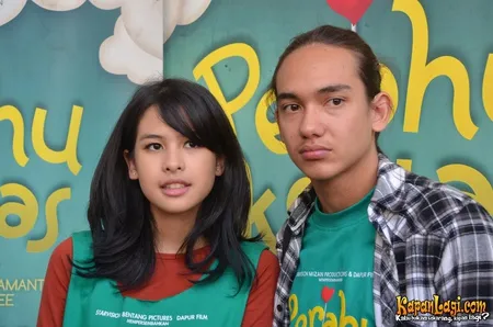 Foto Maudy Ayunda