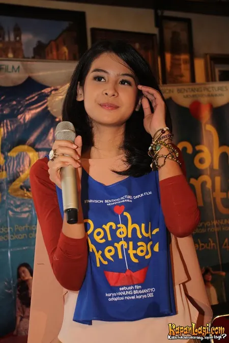 Foto Maudy Ayunda