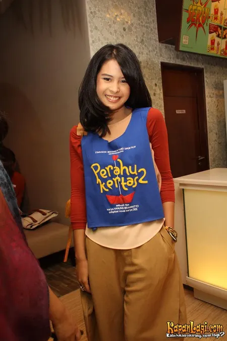 Foto Maudy Ayunda