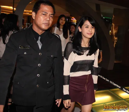 Foto Maudy Ayunda