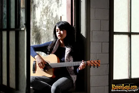 Foto Maudy Ayunda
