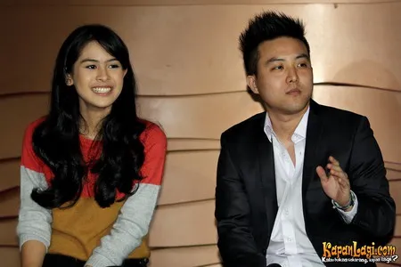 Foto Maudy Ayunda