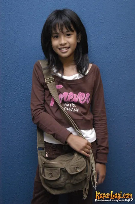 Foto Maudy Ayunda