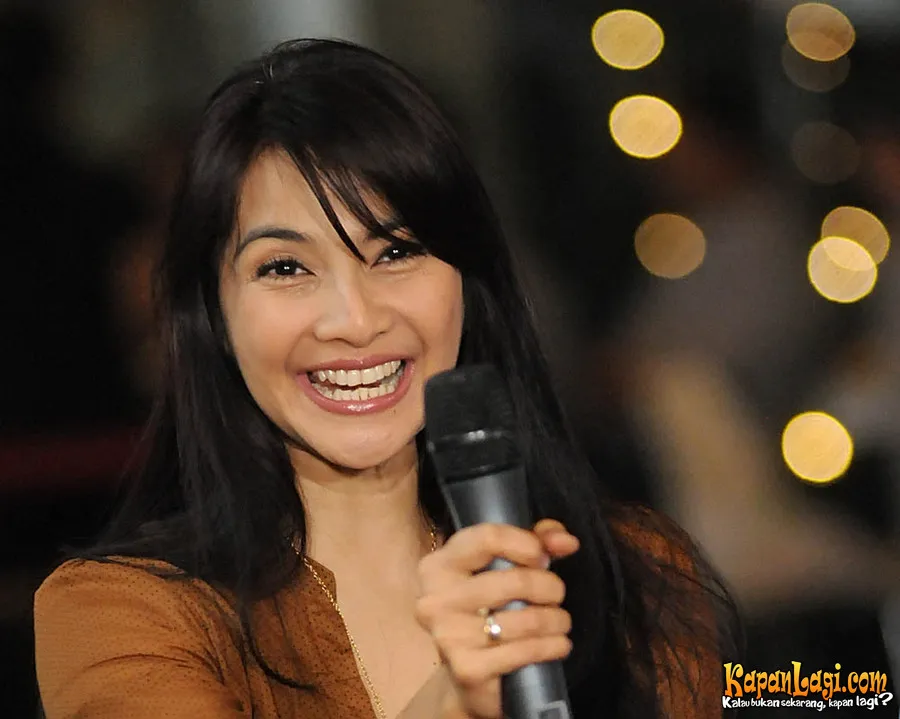 Maudy mengagumi sahabat sendiri @foto: KapanLagi.com®