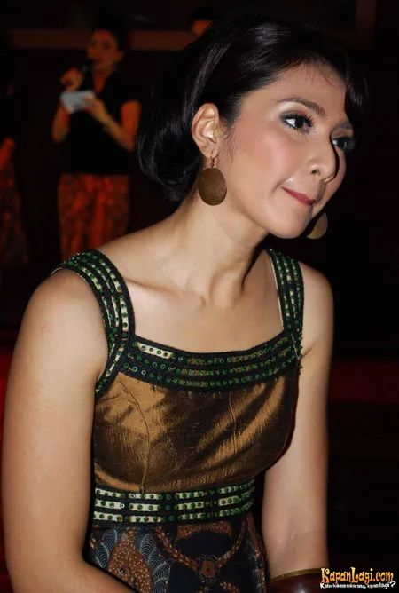 Foto Maudy Koesnaedi