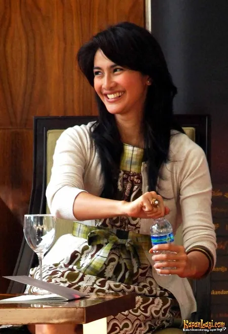 Foto Maudy Koesnaedi