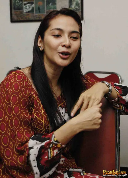Foto Maudy Koesnaedi