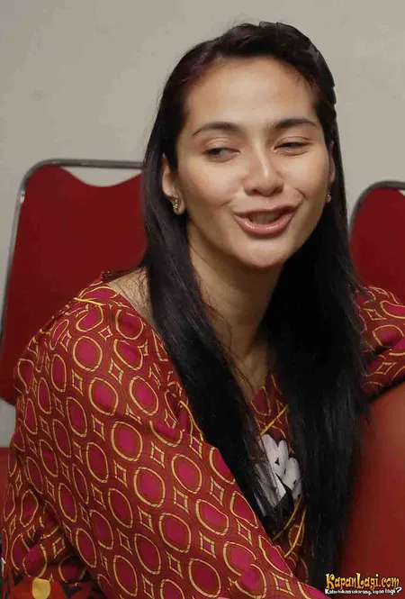 Foto Maudy Koesnaedi