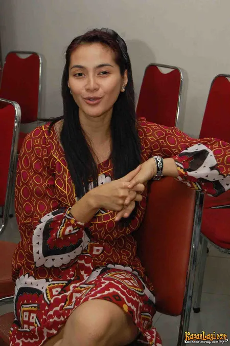 Foto Maudy Koesnaedi