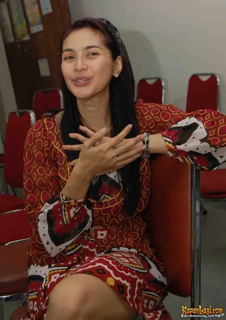 Foto Maudy Koesnaedi