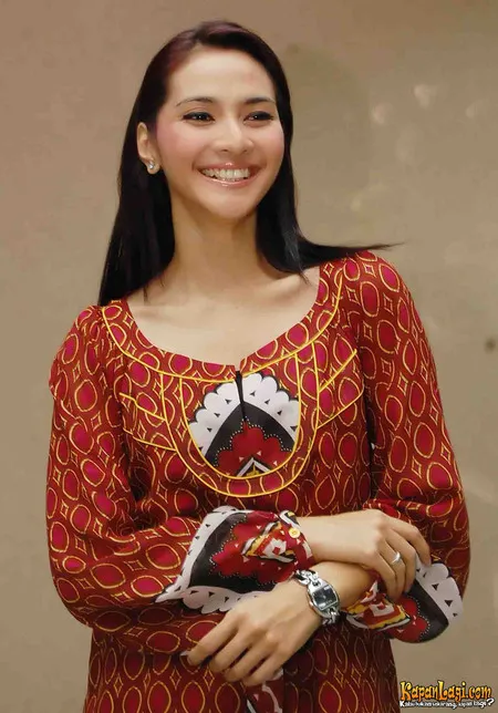 Foto Maudy Koesnaedi