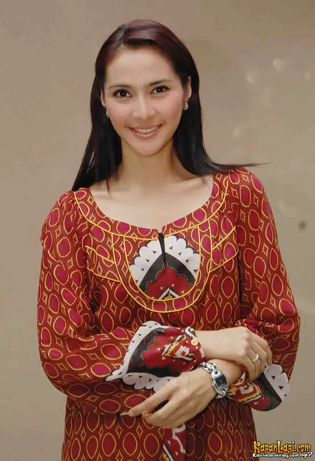 Foto Maudy Koesnaedi