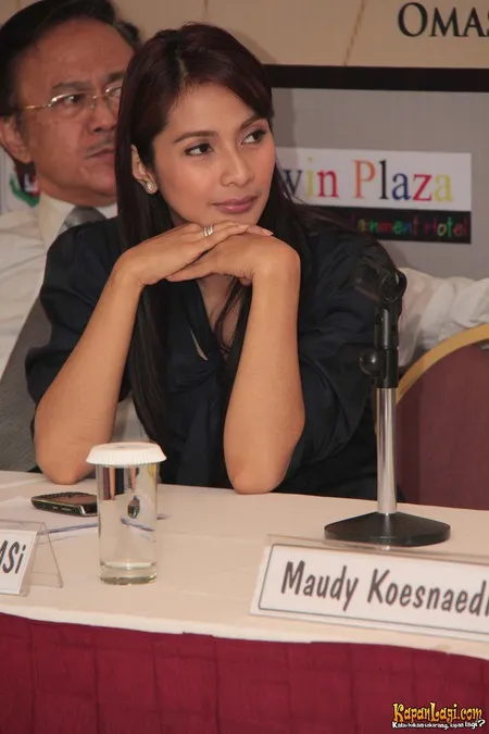 Foto Maudy Koesnaedi