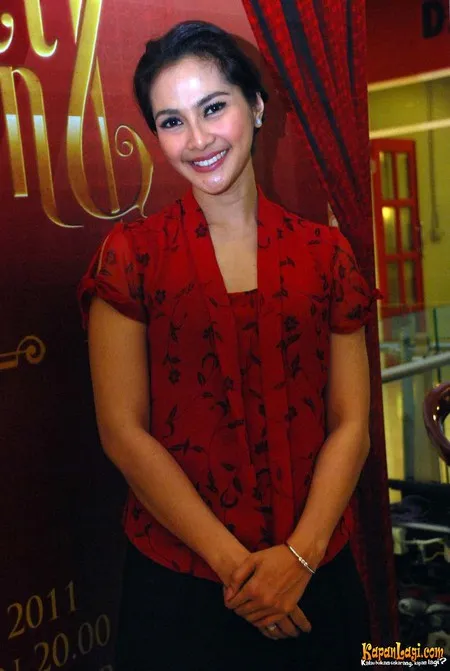Foto Maudy Koesnaedi