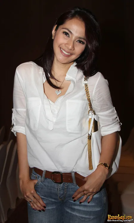 Foto Maudy Koesnaedi