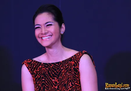 Foto Maudy Koesnaedi