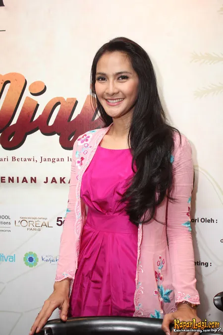 Foto Maudy Koesnaedi